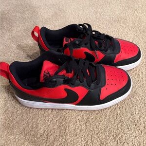 Nike Kids Black and Red Court Borough Low Sneakers